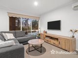 https://images.listonce.com.au/custom/160x/listings/326-28-leigh-road-croydon-vic-3136/743/01525743_img_03.jpg?SbqroGZGlpQ