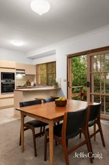 https://images.listonce.com.au/custom/160x/listings/326-bible-street-eltham-vic-3095/051/01908051_img_04.jpg?Atk36P1hstg