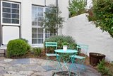 https://images.listonce.com.au/custom/160x/listings/326-edgevale-road-kew-vic-3101/100/01685100_img_10.jpg?qAusQInZ2DM