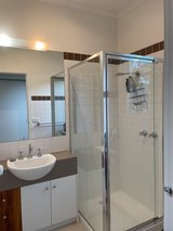 https://images.listonce.com.au/custom/160x/listings/3262-264-station-road-new-gisborne-vic-3438/149/01703149_img_06.jpg?75j0YXi7XBs