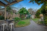 https://images.listonce.com.au/custom/160x/listings/3262-st-helena-road-st-helena-vic-3088/164/00687164_img_11.jpg?q0Z1oDSk1ws