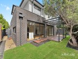 https://images.listonce.com.au/custom/160x/listings/327-adelaide-avenue-mount-waverley-vic-3149/099/01882099_img_06.jpg?_E3iPT_MA6w