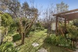 https://images.listonce.com.au/custom/160x/listings/327-chesterville-road-bentleigh-east-vic-3165/546/01395546_img_10.jpg?hmFnN31weC8