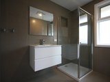 https://images.listonce.com.au/custom/160x/listings/327-elder-street-street-clarinda-vic-3169/409/01939409_img_04.jpg?oeB0QAuAXnE