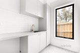 https://images.listonce.com.au/custom/160x/listings/327-emerald-street-essendon-west-vic-3040/405/01573405_img_11.jpg?xXN4nci0K4o