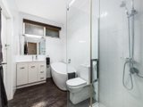 https://images.listonce.com.au/custom/160x/listings/327-mckinnon-road-bentleigh-east-vic-3165/196/01766196_img_07.jpg?ShP79GM-KFs