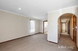 https://images.listonce.com.au/custom/160x/listings/327-para-road-lower-plenty-vic-3093/845/01887845_img_02.jpg?zW8Ox_CFJvA