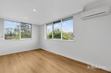 https://images.listonce.com.au/custom/160x/listings/327-spray-street-elwood-vic-3184/798/01938798_img_02.jpg?hCWa_C8jxyo