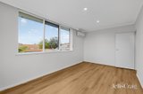 https://images.listonce.com.au/custom/160x/listings/327-spray-street-elwood-vic-3184/798/01938798_img_08.jpg?YkzfxU_a8l0