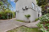https://images.listonce.com.au/custom/160x/listings/327-spray-street-elwood-vic-3184/798/01938798_img_09.jpg?TAO7D5i8b8k