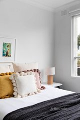 https://images.listonce.com.au/custom/160x/listings/328-ross-street-northcote-vic-3070/687/01233687_img_06.jpg?PjCSMaDulFU