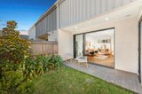 https://images.listonce.com.au/custom/160x/listings/3289-grange-road-ormond-vic-3204/064/01557064_img_09.jpg?MNAN2NiC7dk