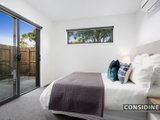 https://images.listonce.com.au/custom/160x/listings/329-collier-court-strathmore-heights-vic-3041/352/00847352_img_05.jpg?esPdb9oGwsE