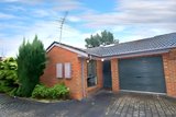 https://images.listonce.com.au/custom/160x/listings/329-royal-avenue-essendon-north-vic-3041/965/01767965_img_03.jpg?jbpBUIn7gr0