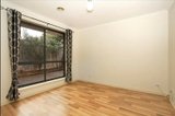 https://images.listonce.com.au/custom/160x/listings/329-royal-avenue-essendon-north-vic-3041/965/01767965_img_05.jpg?ofbDNSdEhHY