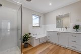 https://images.listonce.com.au/custom/160x/listings/329-sunnyside-crescent-wattle-glen-vic-3096/617/01260617_img_07.jpg?Nd0dVAmvJMc