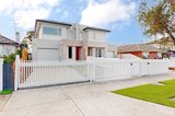 https://images.listonce.com.au/custom/160x/listings/32a-roland-avenue-strathmore-vic-3041/718/01718718_img_03.jpg?Pv6qSQtfn7s