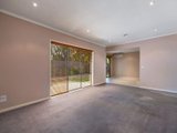 https://images.listonce.com.au/custom/160x/listings/33-5-bonny-street-bentleigh-east-vic-3165/269/01741269_img_03.jpg?FI65uk5hFRU