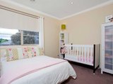 https://images.listonce.com.au/custom/160x/listings/33-7-nerissa-grove-oak-park-vic-3046/403/00847403_img_07.jpg?GfTwZE8atyY