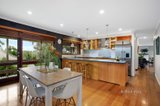 https://images.listonce.com.au/custom/160x/listings/33-aton-street-north-warrandyte-vic-3113/870/01066870_img_04.jpg?wWB4SBzQUs0