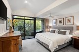 https://images.listonce.com.au/custom/160x/listings/33-beaconsfield-parade-albert-park-vic-3206/992/01731992_img_11.jpg?CrjX5ZAVLdk