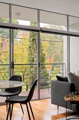 https://images.listonce.com.au/custom/160x/listings/33-bedford-street-north-melbourne-vic-3051/230/01701230_img_04.jpg?4qlhYZ_RtcE