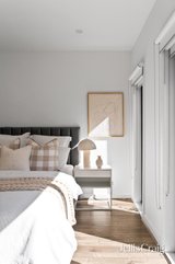 https://images.listonce.com.au/custom/160x/listings/33-beevers-street-altona-north-vic-3025/990/01970990_img_10.jpg?UktVRufhB28