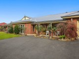 https://images.listonce.com.au/custom/160x/listings/33-bellbird-drive-lilydale-vic-3140/508/01529508_img_07.jpg?3V7eCQfvDdQ