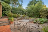 https://images.listonce.com.au/custom/160x/listings/33-bonnie-doone-street-briar-hill-vic-3088/910/01031910_img_09.jpg?ElYvP1TlyMM