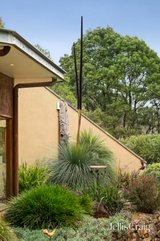 https://images.listonce.com.au/custom/160x/listings/33-brett-road-warburton-vic-3799/681/01941681_img_25.jpg?iXPq3kNvGRw