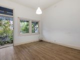 https://images.listonce.com.au/custom/160x/listings/33-bunting-street-richmond-vic-3121/743/00976743_img_02.jpg?mU8uOfqZFnc