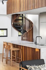 https://images.listonce.com.au/custom/160x/listings/33-cecil-street-kew-vic-3101/272/01911272_img_08.jpg?3GMqW4bbnnU