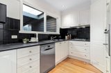 https://images.listonce.com.au/custom/160x/listings/33-churinga-avenue-mitcham-vic-3132/617/01596617_img_07.jpg?yLZsSpnE6iM