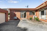 https://images.listonce.com.au/custom/160x/listings/33-collendina-crescent-greensborough-vic-3088/538/01567538_img_14.jpg?wCXs4X-2lEY