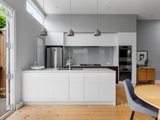 https://images.listonce.com.au/custom/160x/listings/33-dally-street-clifton-hill-vic-3068/691/00969691_img_05.jpg?NsNya8bXelc