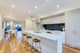 https://images.listonce.com.au/custom/160x/listings/33-diamond-boulevard-greensborough-vic-3088/020/01983020_img_02.jpg?ucj8485A8bk