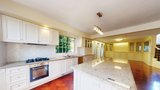 https://images.listonce.com.au/custom/160x/listings/33-douglas-street-toorak-vic-3142/603/01632603_img_04.jpg?IQDKJe4lmok