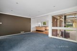 https://images.listonce.com.au/custom/160x/listings/33-durham-crescent-hoppers-crossing-vic-3029/547/01281547_img_04.jpg?IctYGljlEas