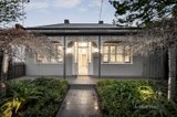 https://images.listonce.com.au/custom/160x/listings/33-edgevale-road-kew-vic-3101/633/01434633_img_01.jpg?CzN5q6Bdk9E