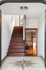 https://images.listonce.com.au/custom/160x/listings/33-edro-avenue-brighton-east-vic-3187/664/01948664_img_03.jpg?Pp8TIqfb-TY