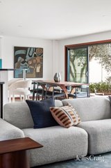 https://images.listonce.com.au/custom/160x/listings/33-edro-avenue-brighton-east-vic-3187/664/01948664_img_17.jpg?7TLjgoPr-ow