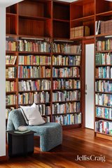 https://images.listonce.com.au/custom/160x/listings/33-edro-avenue-brighton-east-vic-3187/664/01948664_img_25.jpg?ArU6LnmSBgU