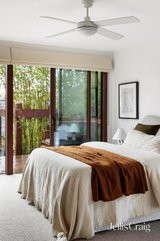 https://images.listonce.com.au/custom/160x/listings/33-edro-avenue-brighton-east-vic-3187/664/01948664_img_28.jpg?eCHVhDEe7sg