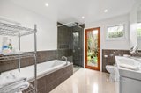 https://images.listonce.com.au/custom/160x/listings/33-fern-grove-rye-vic-3941/982/01315982_img_10.jpg?iVmWLprct4A