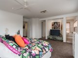 https://images.listonce.com.au/custom/160x/listings/33-freshfield-avenue-mooroolbark-vic-3138/144/01524144_img_17.jpg?yH_6BPaHuuk