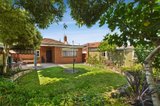 https://images.listonce.com.au/custom/160x/listings/33-graham-street-pascoe-vale-south-vic-3044/251/00641251_img_10.jpg?YqrhGBXsXpQ