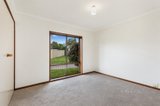 https://images.listonce.com.au/custom/160x/listings/33-hall-court-kyneton-vic-3444/773/01126773_img_05.jpg?tikouP3mO7w