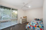 https://images.listonce.com.au/custom/160x/listings/33-harlington-avenue-eltham-vic-3095/972/00775972_img_08.jpg?h77a7C_UfEo