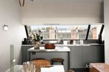 https://images.listonce.com.au/custom/160x/listings/33-hertford-street-fitzroy-vic-3065/922/01908922_img_08.jpg?Wa0Vv8e_MFc