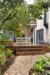 https://images.listonce.com.au/custom/160x/listings/33-high-street-northcote-vic-3070/690/01549690_img_20.jpg?rDIsljTMHa4